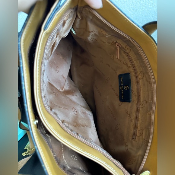 Authentic Vintage Gianni Valentino Monogram Handbag - Picture 11 of 12